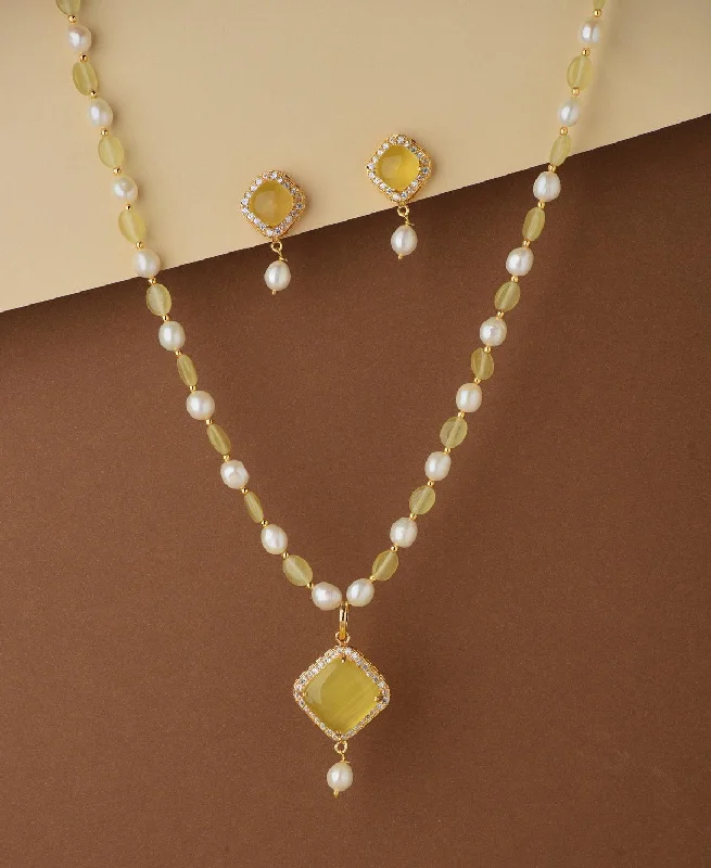 Silver necklaces for women -Regal Yellow Beads Necklace Set