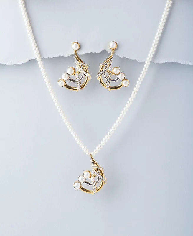 Affordable necklaces for women -Trendy Pearl Necklace Set