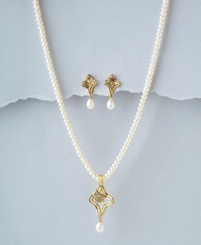 Vintage necklaces for women -Trendy Pearl Necklace Set