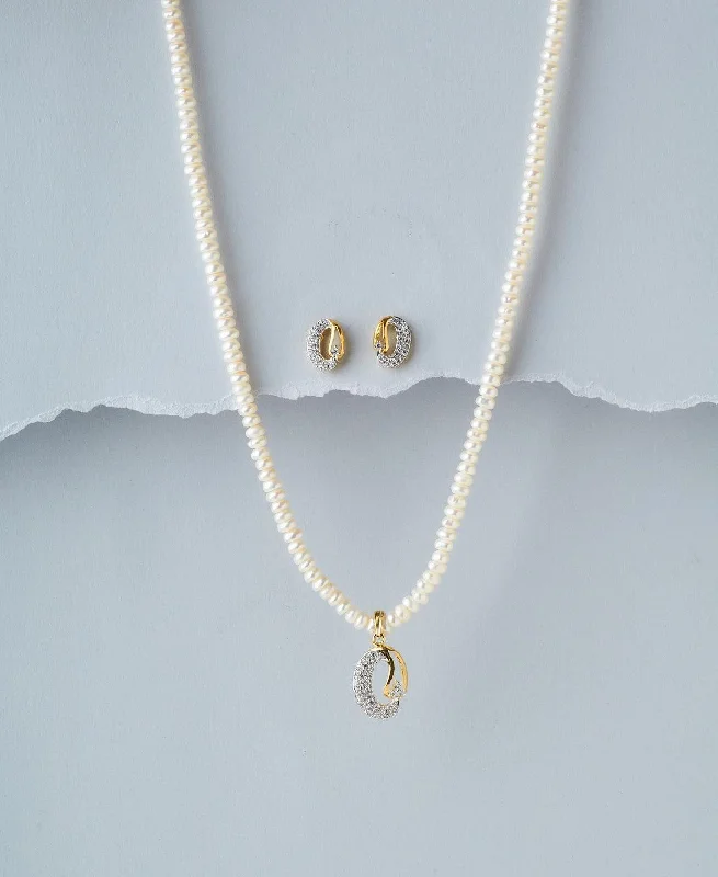 Geometric necklaces for women -Trendy Pearl Necklace Set