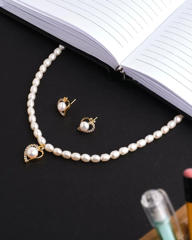 Dainty necklaces for women -The Celine Love Pearl Necklace Set