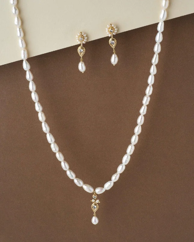 Vintage pearl necklaces for women -Trendy Pearl Necklace Set