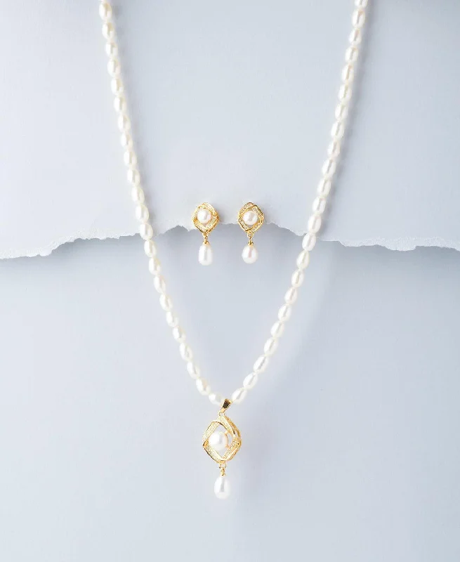 Gemstone necklaces for women -Trendy Pearl Necklace Set