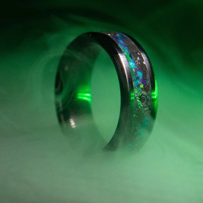 Diamond rings for women -The Area 51 Glowstone Ring